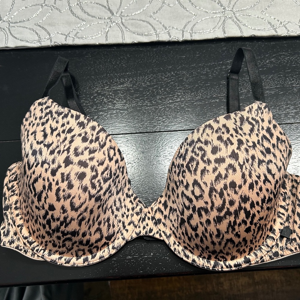 Victoria’s Secret 36C Bra